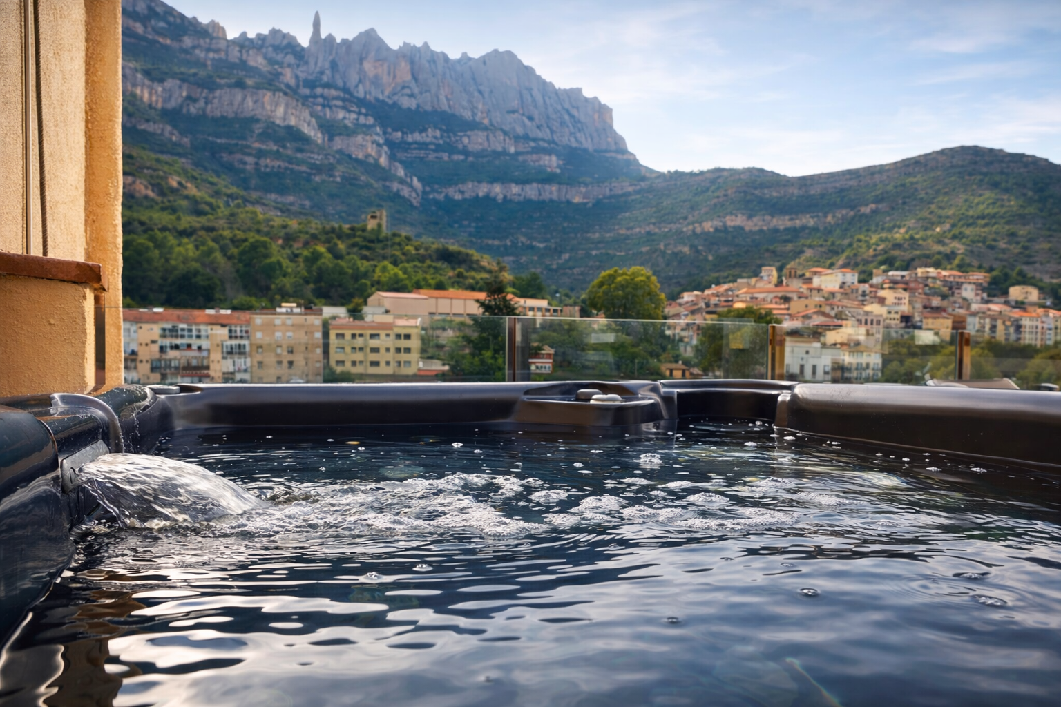 Imagen del alojamiento Montserrat Paradise Apartment y su entorno cerca de la montana de Montserrat.